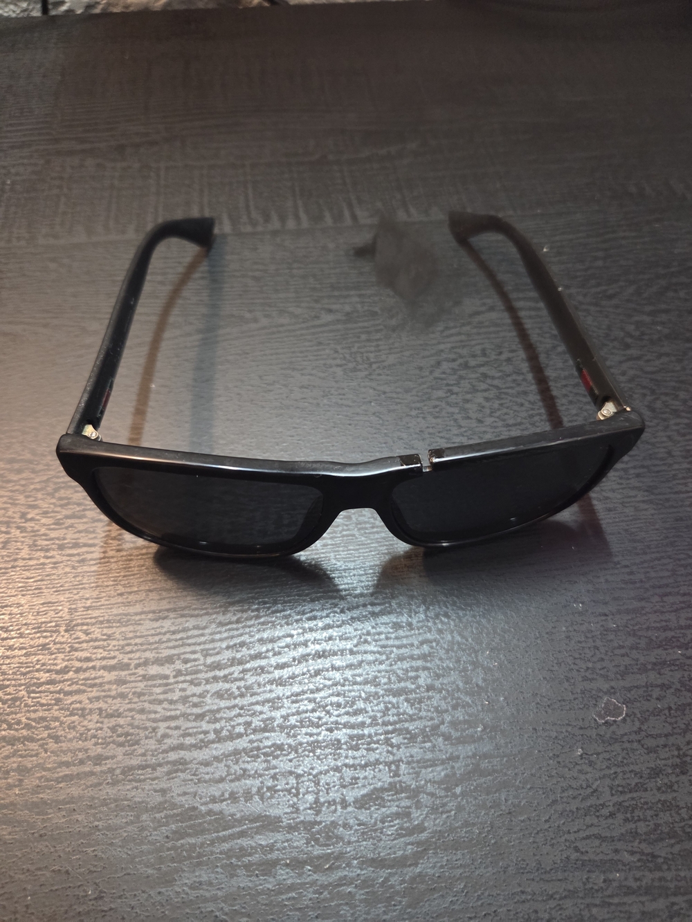 Gucci Black Men's Rectangular Sunglasses with Dark Lenses